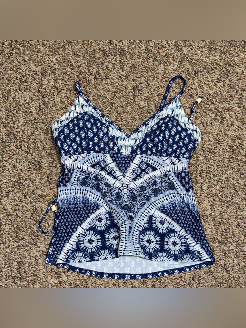 Women’s size small tankini swim top bikini top